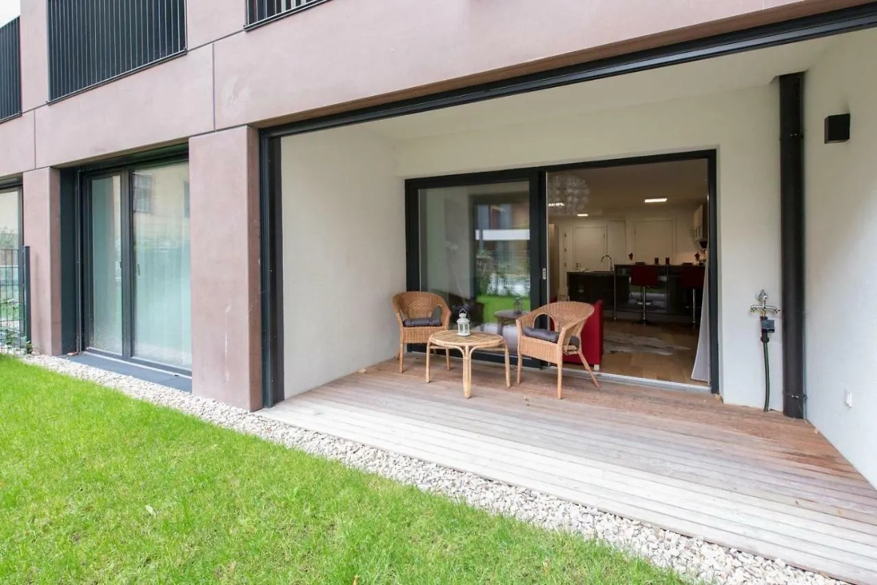 Appartement Sweet Home Vienna Garden Oostenrijk